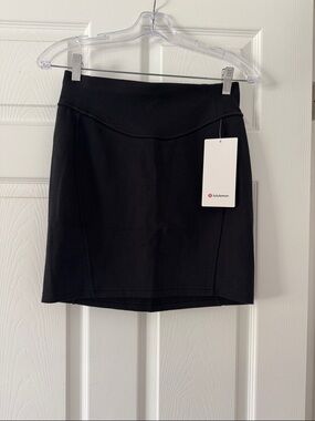 Lululemon scuba high-rise mini skirt